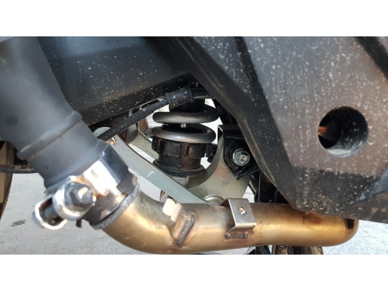 Recambio de amortiguador trasero para honda x-adv referencia OEM IAM 52400MKTD01  