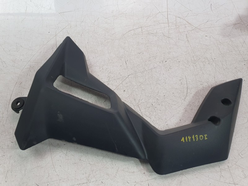 Recambio de moldura para zontes motorcycles zt125 -u referencia OEM IAM 1221200103000  