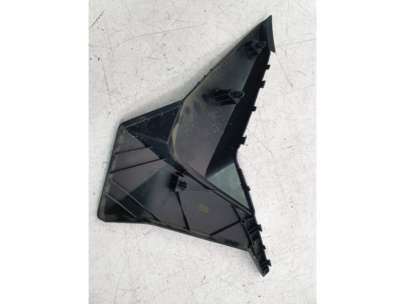 Recambio de moldura para zontes motorcycles zt125 -u referencia OEM IAM 4041201-140015  