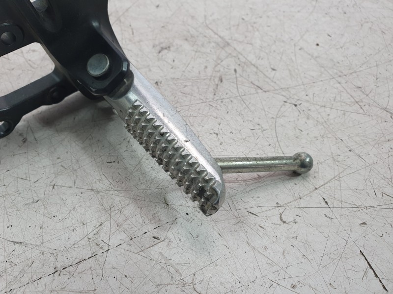 Recambio de estribo lateral para yamaha yzf-r 7 yzf-r 7 referencia OEM IAM B7N274510000  