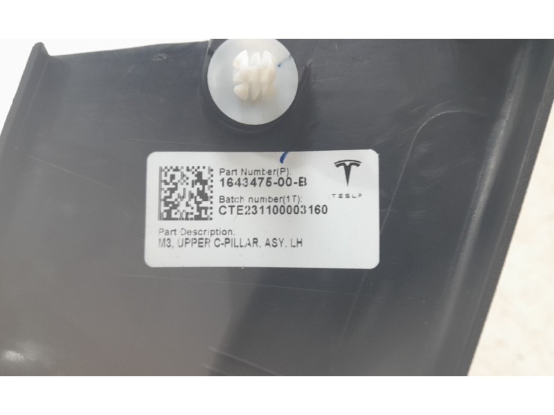 Recambio de moldura para tesla model 3 ev referencia OEM IAM 164347500B  