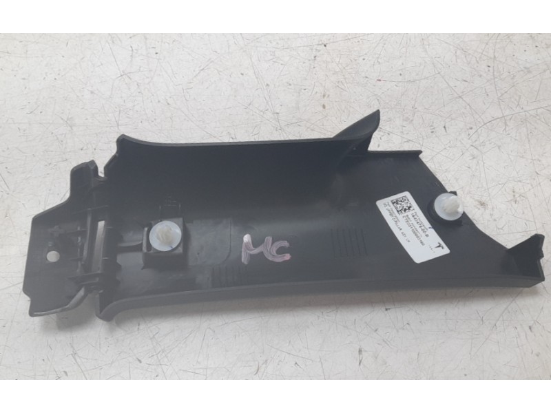Recambio de moldura para tesla model 3 ev referencia OEM IAM 164347500B  