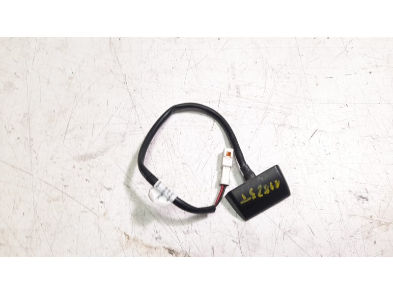 Recambio de piloto matricula para ktm 1290 super adventure wh 1290 superadventure s (2016) referencia OEM IAM 61914047000  