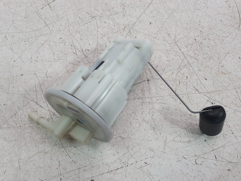 Recambio de bomba combustible para yamaha yzf-r 7 yzf-r 7 referencia OEM IAM 1WS139071000  