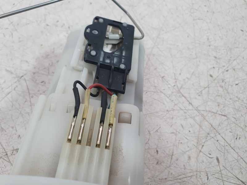 Recambio de bomba combustible para yamaha yzf-r 7 yzf-r 7 referencia OEM IAM 1WS139071000  