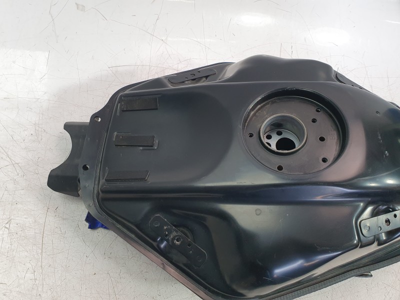 Recambio de deposito combustible para yamaha yzf-r 7 yzf-r 7 referencia OEM IAM BEB241100000  