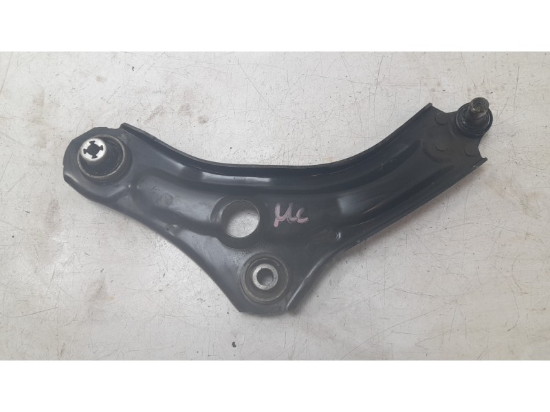 Recambio de brazo suspension inferior delantero izquierdo para renault megane iv sport tourer (k9a/m/n_) 1.3 tce 140 (k9nb) refe