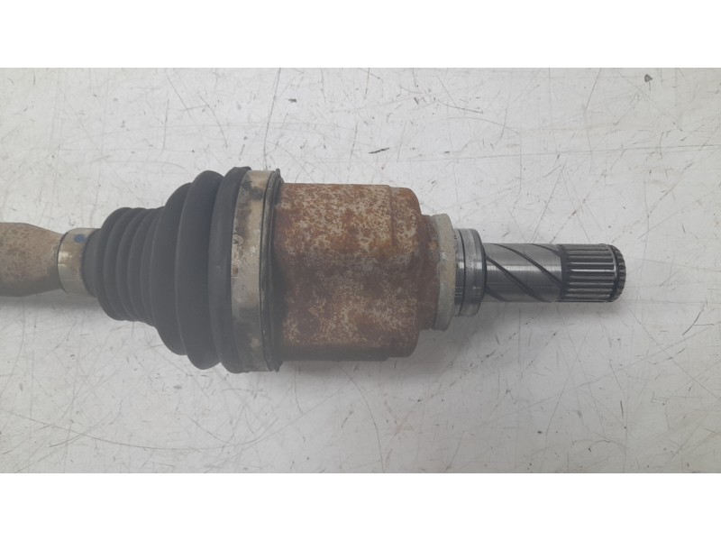 Recambio de transmision delantera izquierda para renault megane iv sport tourer (k9a/m/n_) 1.3 tce 140 (k9nb) referencia OEM IAM