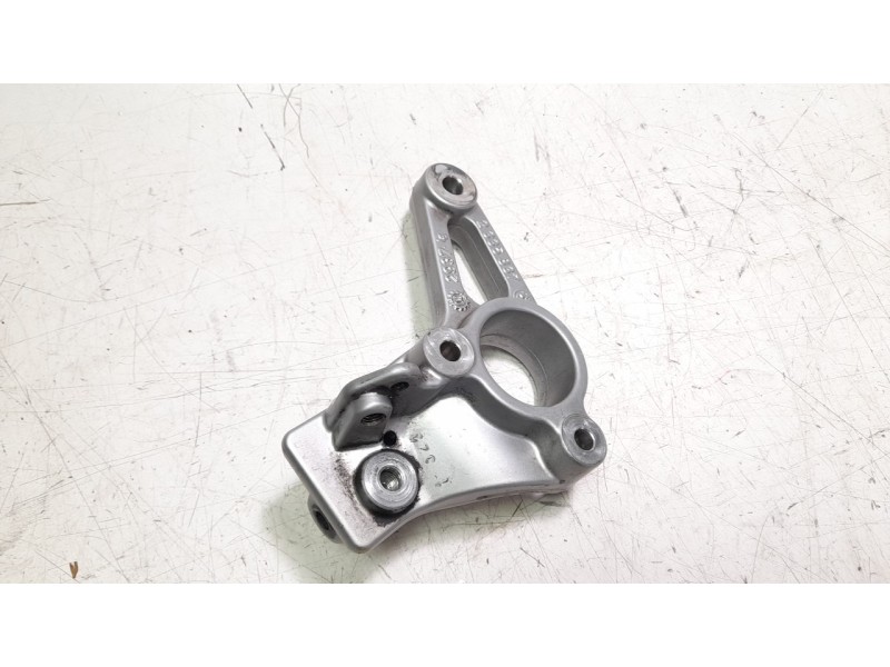 Recambio de estribo lateral para bmw r 850 r 850 r (r259) referencia OEM IAM 46712335837  