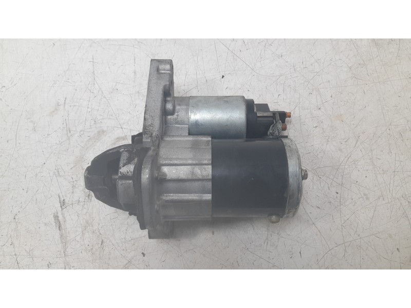 Recambio de motor arranque para renault megane iv sport tourer (k9a/m/n_) 1.3 tce 140 (k9nb) referencia OEM IAM 233006662R  ARF2