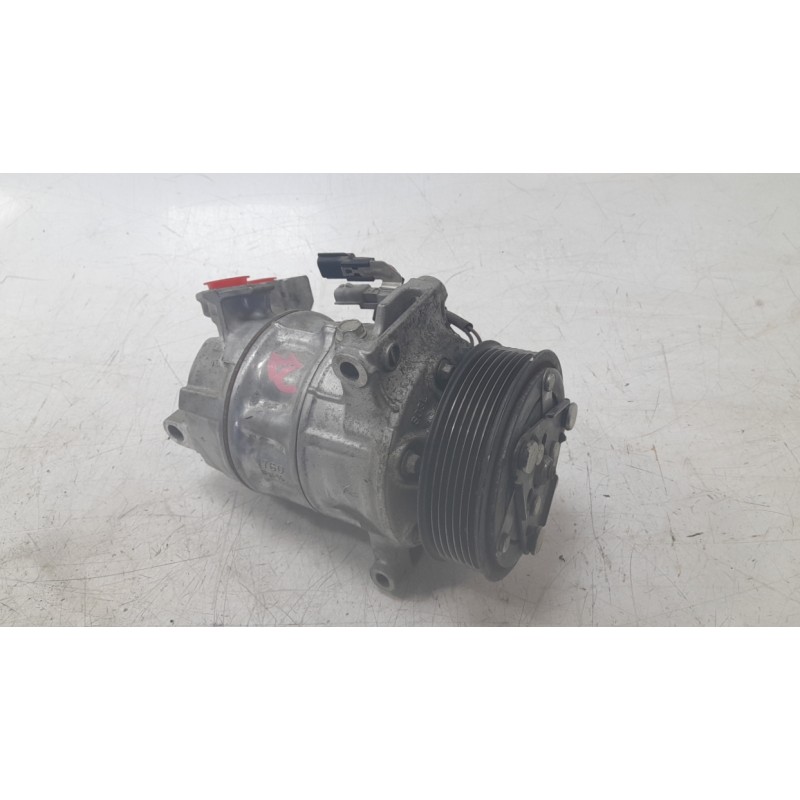 Recambio de compresor aire acondicionado para renault megane iv sport tourer (k9a/m/n_) 1.3 tce 140 (k9nb) referencia OEM IAM 92