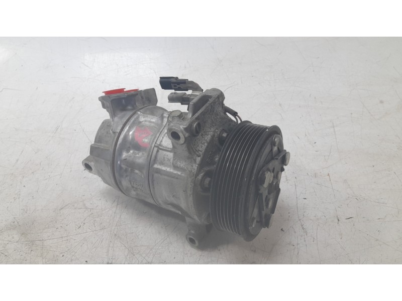 Recambio de compresor aire acondicionado para renault megane iv sport tourer (k9a/m/n_) 1.3 tce 140 (k9nb) referencia OEM IAM 92