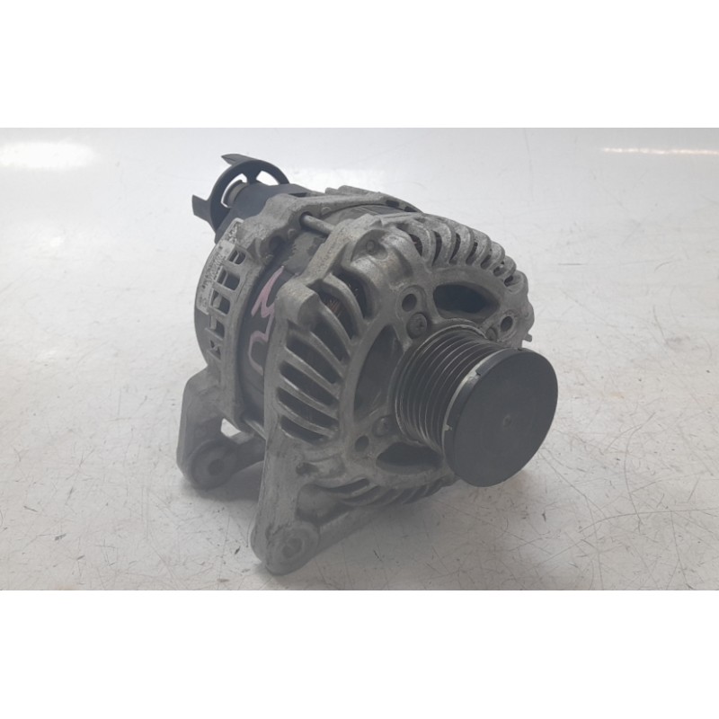 Recambio de alternador para renault megane iv sport tourer (k9a/m/n_) 1.3 tce 140 (k9nb) referencia OEM IAM 231009933R  ALF15045