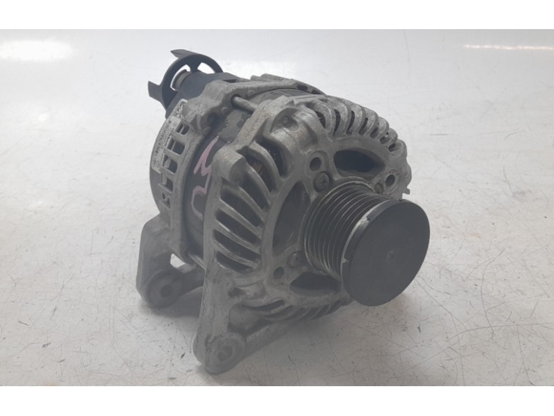 Recambio de alternador para renault megane iv sport tourer (k9a/m/n_) 1.3 tce 140 (k9nb) referencia OEM IAM 231009933R  ALF15045