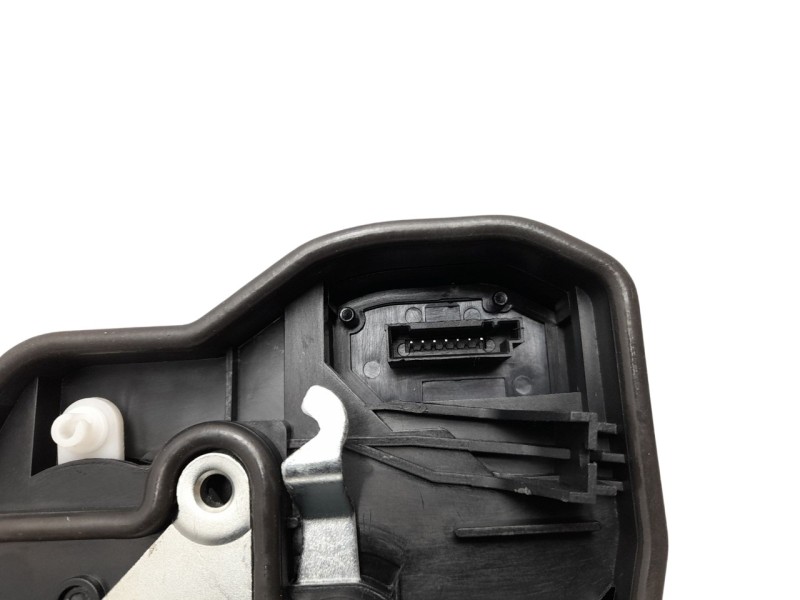 Recambio de cerradura puerta delantera izquierda para bmw serie 3 berlina (e90) referencia OEM IAM 51217036167  10606130121/1321