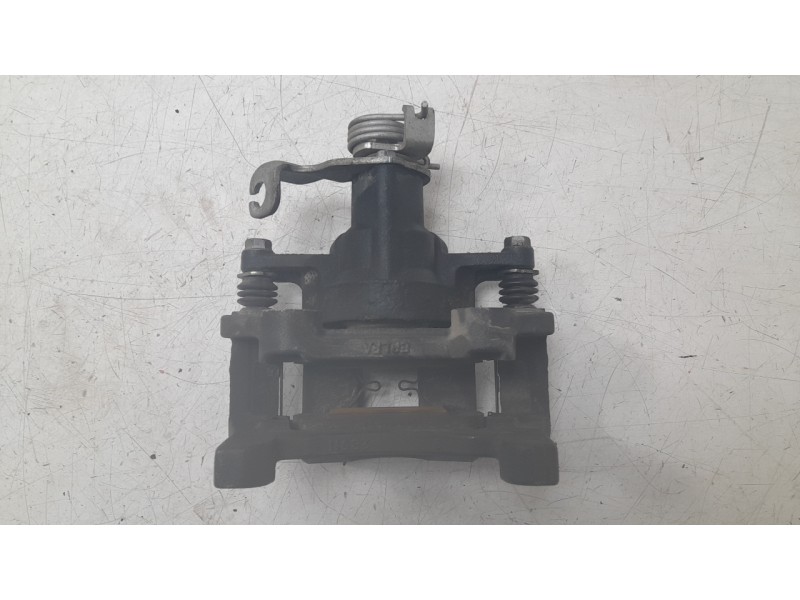 Recambio de pinza freno trasera derecha para ford mustang convertible gt referencia OEM IAM FR3C2K327CT  