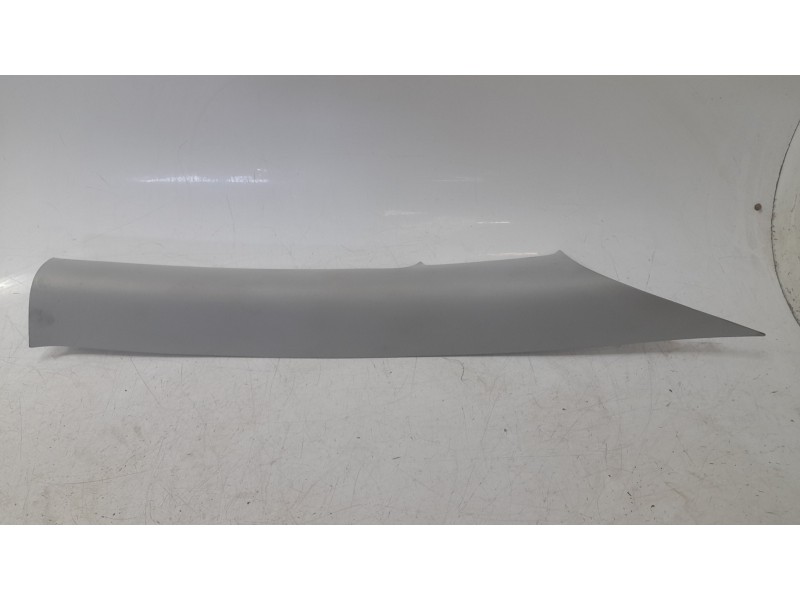 Recambio de moldura para tesla model 3 ev referencia OEM IAM 152731701H  