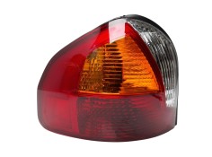 Recambio de piloto trasero izquierdo para hyundai santa fe (sm) referencia OEM IAM 9241026000  108401254/16397051/3580503/HN8124