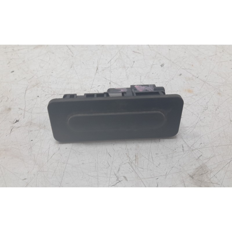 Recambio de maneta exterior porton para peugeot 308 ii (lb_, lp_, lw_, lh_, l3_) 1.6 hdi 100 referencia OEM IAM 9676028380  ITF4