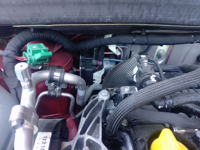 Recambio de abs para renault captur e-tech hybrid referencia OEM IAM   