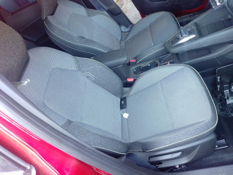 Recambio de juego asientos completo para renault captur e-tech hybrid referencia OEM IAM   