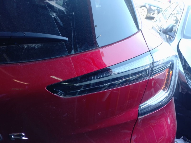 Recambio de piloto trasero derecho interior para renault captur e-tech hybrid referencia OEM IAM   