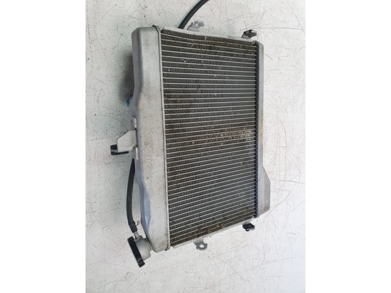 Recambio de radiador agua para yamaha yzf-r 7 yzf-r 7 referencia OEM IAM BEB124610000  