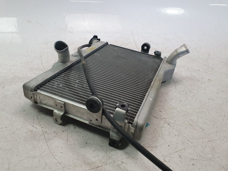 Recambio de radiador agua para yamaha yzf-r 7 yzf-r 7 referencia OEM IAM BEB124610000  
