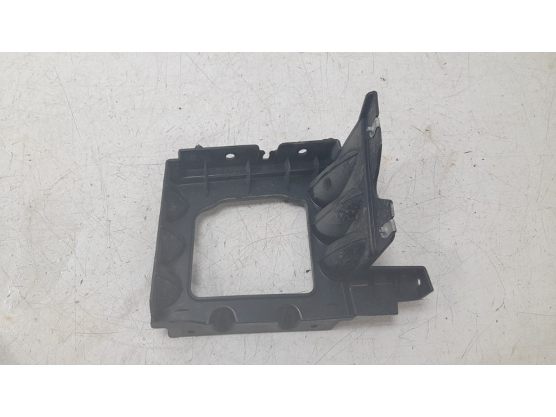 Recambio de soporte paragolpes trasero derecho para ford mustang convertible gt referencia OEM IAM FR3B17E850AD  