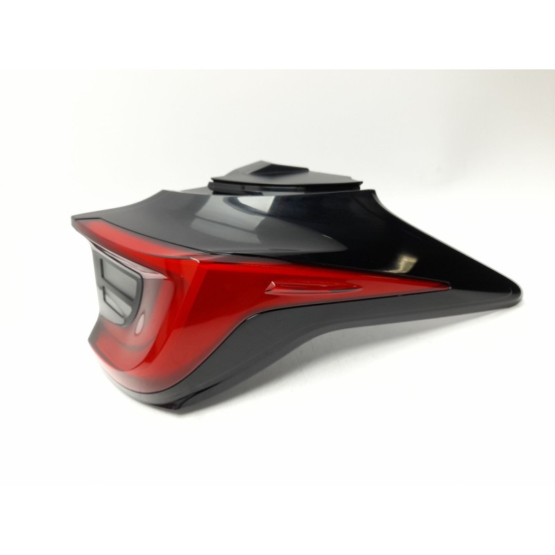 Recambio de piloto trasero derecho para toyota yaris (_p21_, _pa1_, _ph1_) 1.5 hybrid (mxph10) referencia OEM IAM 81551K0040  