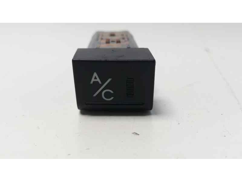 Recambio de interruptor para hyundai getz (tb) 1.3 gls referencia OEM IAM 972591C000  