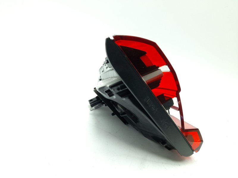 Recambio de piloto trasero izquierdo interior para renault clio v (b7_) 1.0 lpg (b7mt) referencia OEM IAM   