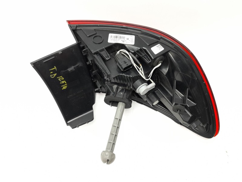 Recambio de piloto trasero derecho para renault clio v (b7_) 1.0 lpg (b7mt) referencia OEM IAM 265504885R  103F18140770/16018522