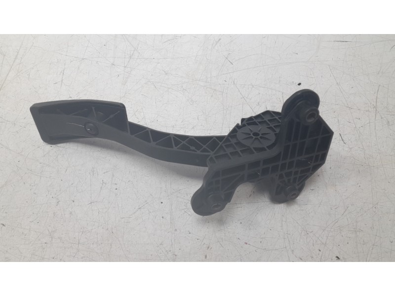 Recambio de potenciometro pedal para ford mustang convertible gt referencia OEM IAM CR339F836AB  