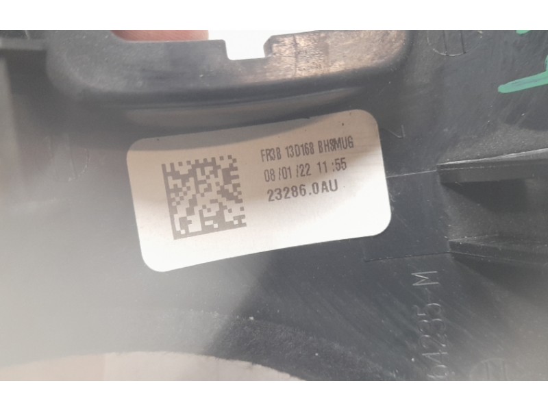 Recambio de moldura para ford mustang convertible gt referencia OEM IAM FR3B13D168CHS  