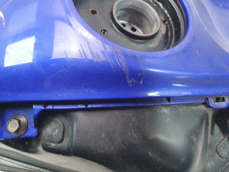 Recambio de deposito combustible para yamaha yzf-r 7 yzf-r 7 referencia OEM IAM BEB241100000  