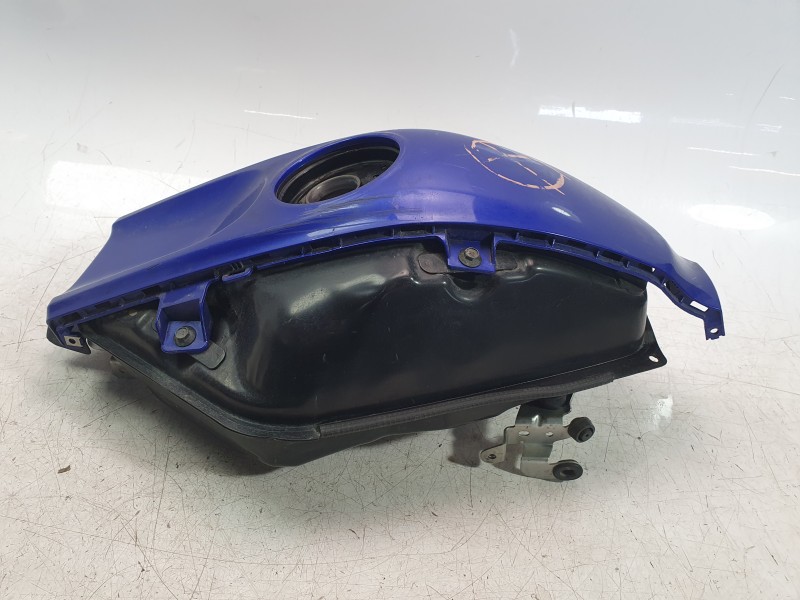 Recambio de deposito combustible para yamaha yzf-r 7 yzf-r 7 referencia OEM IAM BEB241100000  