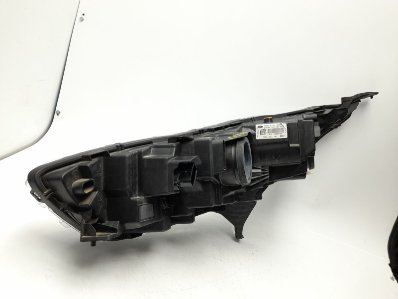 Recambio de faro derecho para ford transit connect v408 furgoneta/monovolumen 1.5 ecoblue referencia OEM IAM KT1B13W029AG  10110