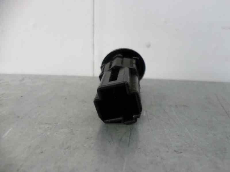 Recambio de interruptor para ford fiesta (cbk) sport referencia OEM IAM 2S6T198514AA  