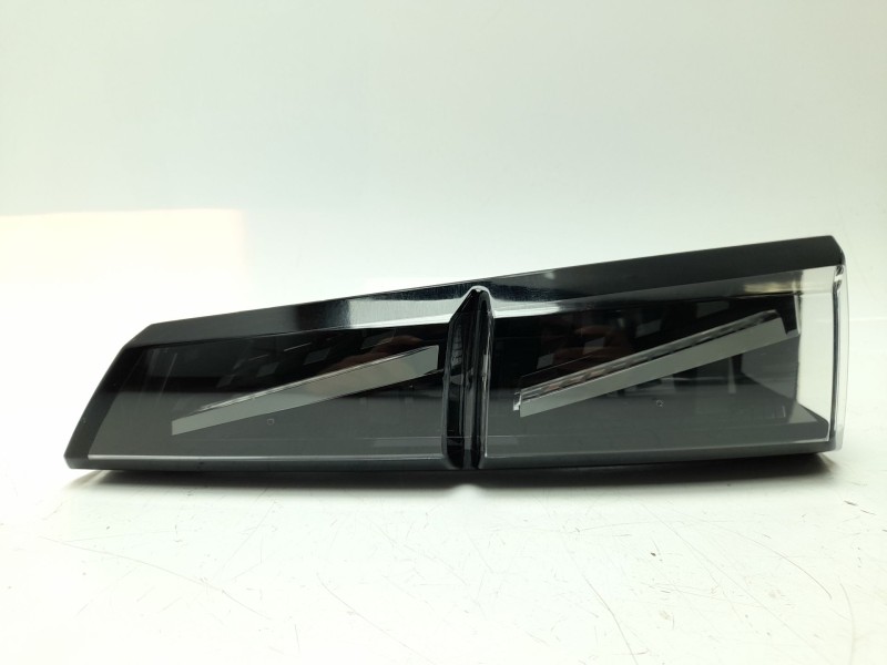 Recambio de piloto trasero derecho interior para peugeot 408 ii (fp_, f3_, fm_) puretech 130 referencia OEM IAM 9835300380  