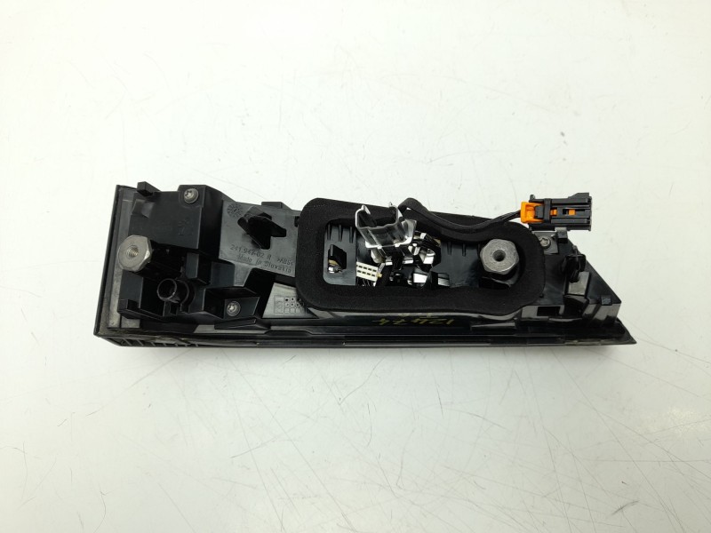 Recambio de piloto trasero derecho interior para peugeot 408 ii (fp_, f3_, fm_) puretech 130 referencia OEM IAM 9835300380  