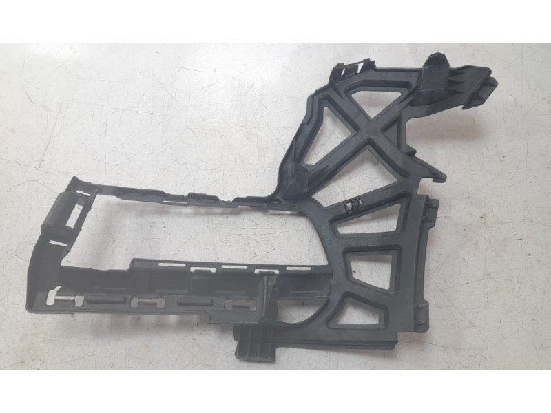 Recambio de soporte paragolpes delantero derecho para volkswagen touran (5t1) 2.0 tdi referencia OEM IAM 5TA807724  107236932/VG
