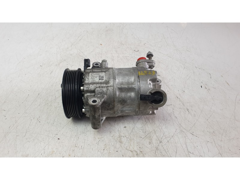 Recambio de compresor aire acondicionado para ford transit connect v408 furgoneta/monovolumen 1.5 ecoblue referencia OEM IAM JX6