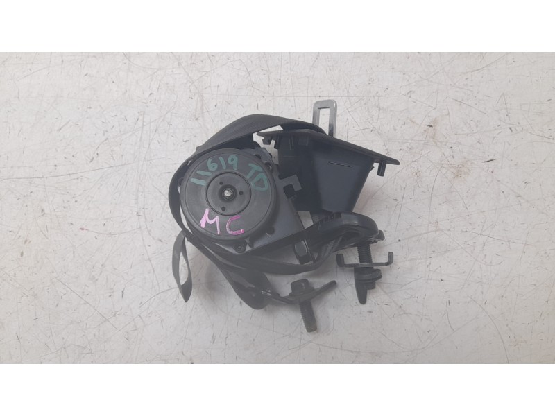 Recambio de cinturon seguridad trasero derecho para ford mustang convertible gt referencia OEM IAM MR3BC699D72  