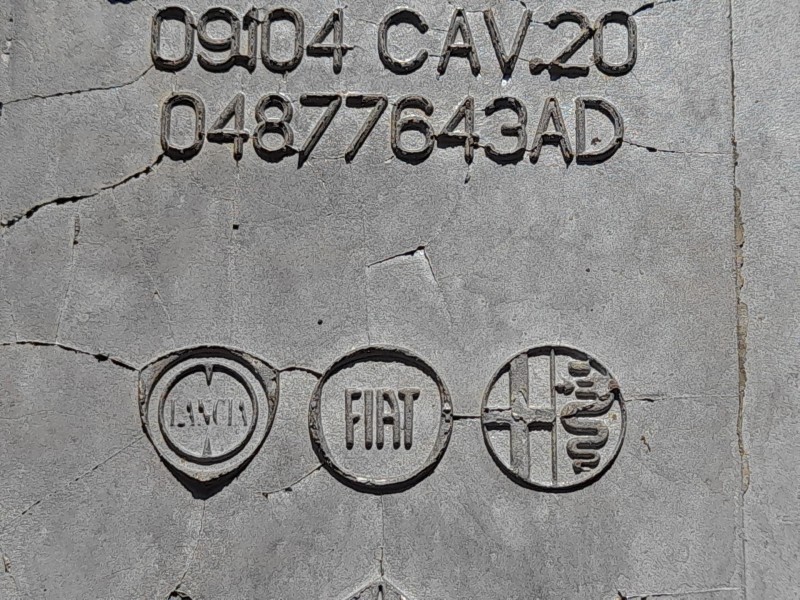 Recambio de puente delantero para jeep cherokee limited 4wd referencia OEM IAM 04877643AD 09104CAV20 