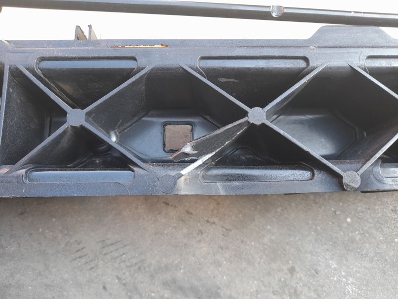 Recambio de panel frontal para jeep renegade suv (bu, b1, bv) 2.0 crd 4x4 referencia OEM IAM 51961630  JE1003210/4322200