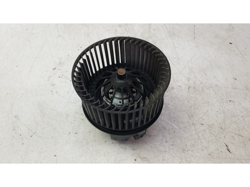 Recambio de motor calefaccion para ford transit connect v408 furgoneta/monovolumen 1.5 ecoblue referencia OEM IAM AV6N18456CA  3