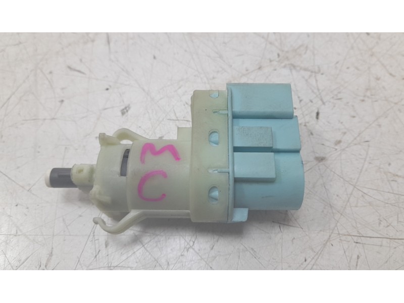 Recambio de interruptor para ford mustang convertible gt referencia OEM IAM GL3T9G854BA  SNF020S27HQ