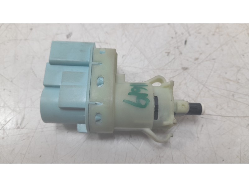 Recambio de interruptor para ford mustang convertible gt referencia OEM IAM GL3T9G854BA  SNF020S27HQ