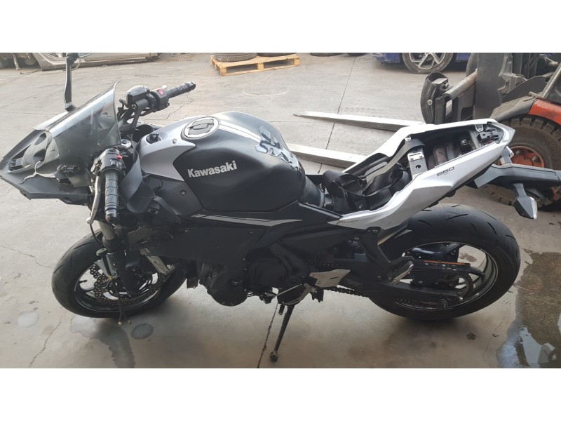 kawasaki er 6 del año 2020